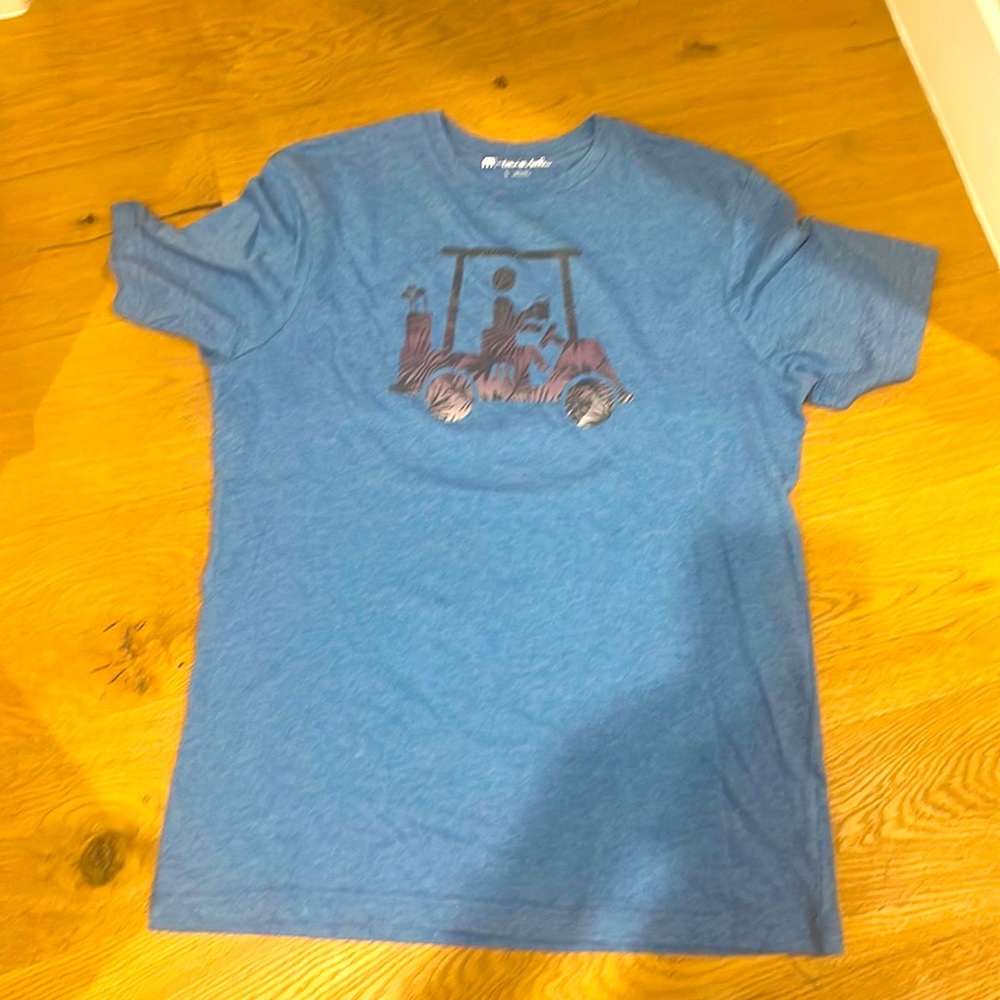 Mens Travis Matthew T shirt. Size large
